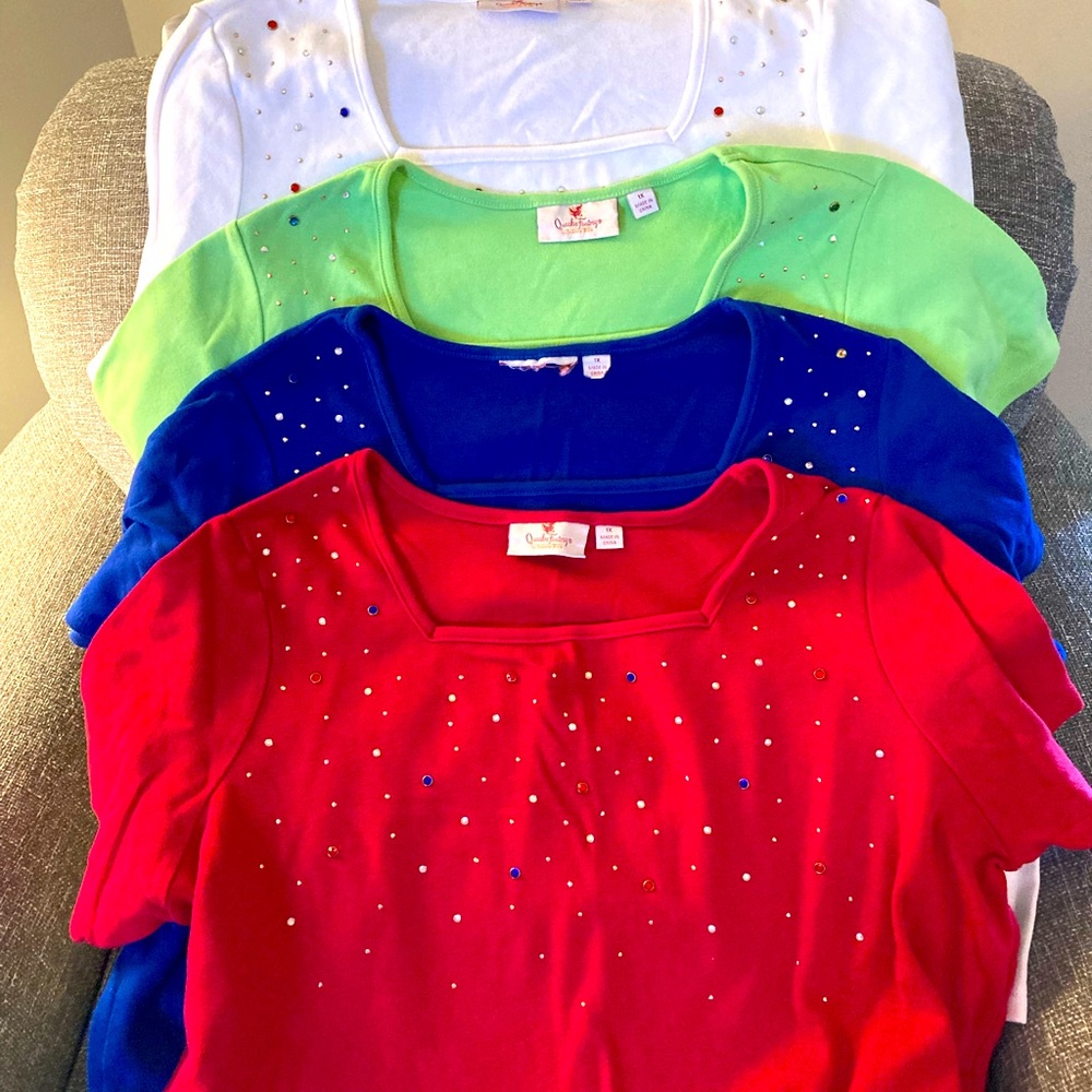 4 Quacker Factory Short Sleeved Tops